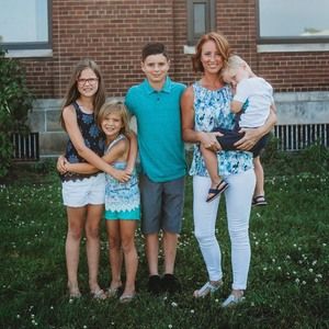 Meet your Posher, Jennifer